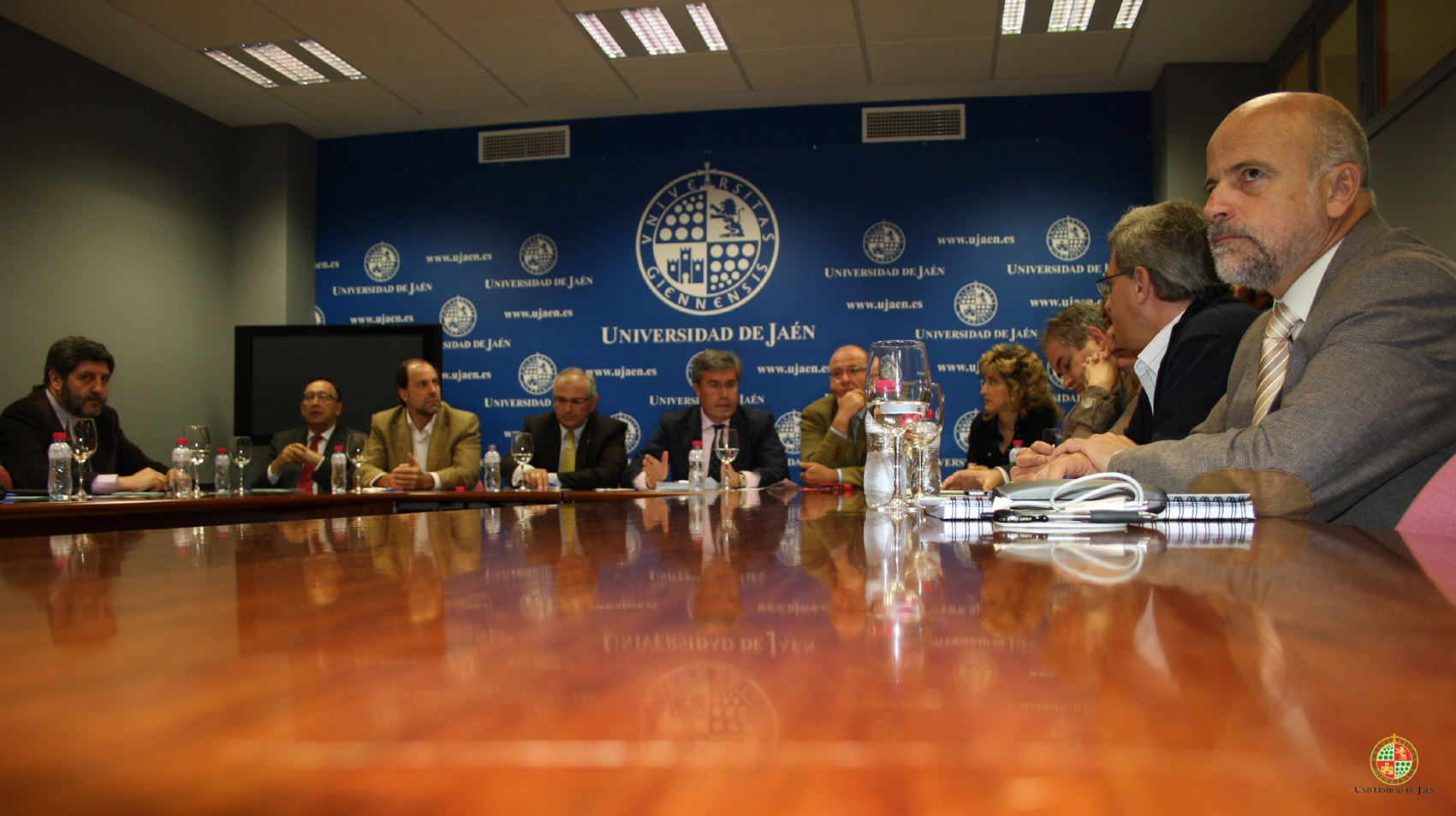 Reunión del alcalde de Jaén con el Consejo de Dirección de la UJA. Foto: Víctor Abolafia